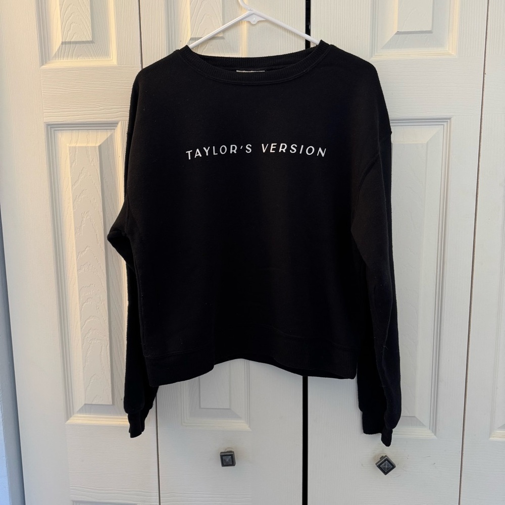 Taylor Swift‎ Taylor's Version Black Crewneck Sweatshirt, Size L - Picture 7 of 10